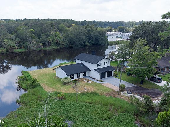 3rd image of 603 ARLINGTON Place