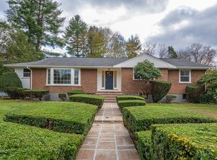 107 Boston Post Rd, Wayland, MA 01778