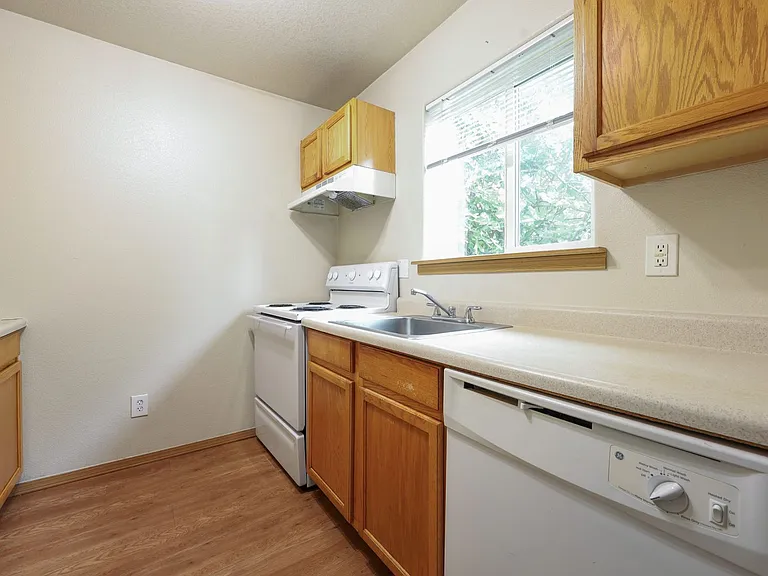 2338 SE 89th Ave — Photo 19