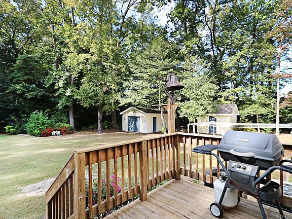 4th image of 32816 Pine Cone Ln