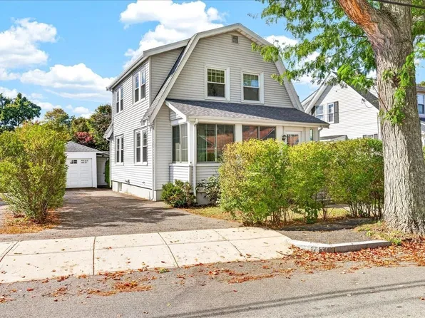 8 Sunnyside Rd, Quincy, MA 02169