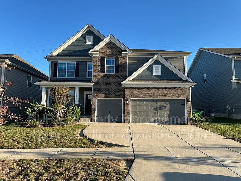 5 bed, 4.0 bath, 3570 sqft, $3,095 — Photo 2