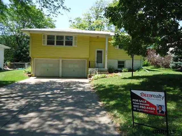 3836 N 101st St, Omaha, NE 68134