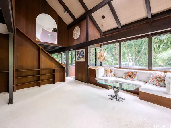 2528 Makaulii Pl, Honolulu, HI 96816