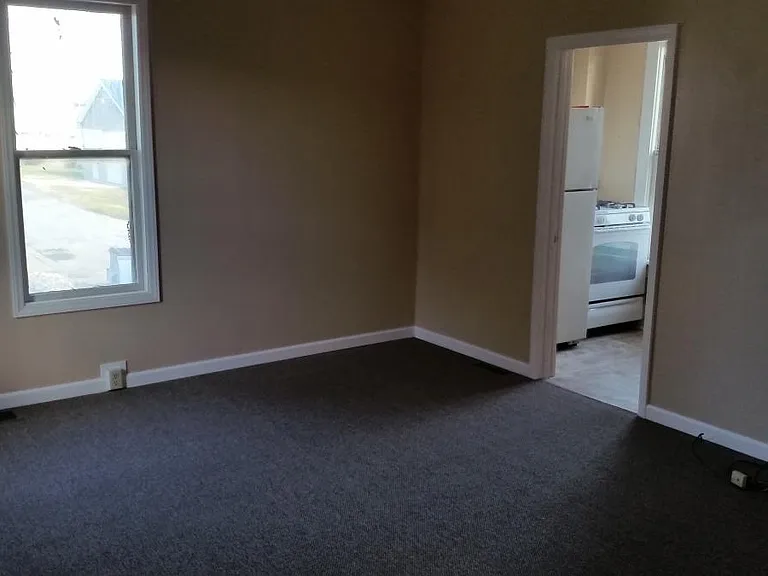 618 1/2 Fairmont Ave — Photo 7