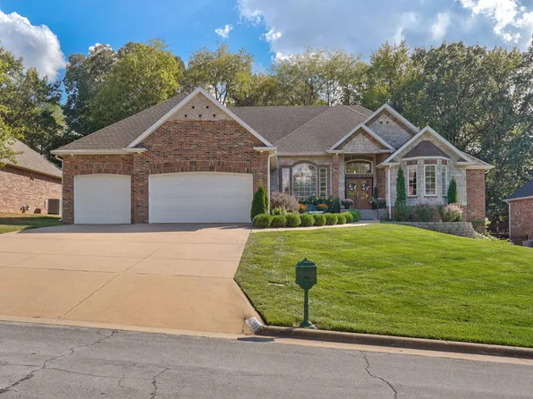 4294 E Berkeley Street, Springfield, MO 65809