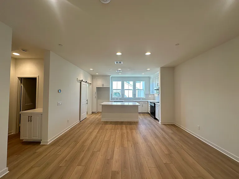 2480 Calendula Ln — Photo 1