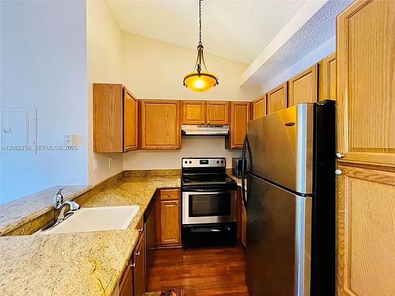5th image of 641 Lyons Rd APT 11207