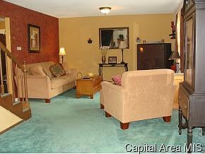 2nd image of 6 Brenda Dr