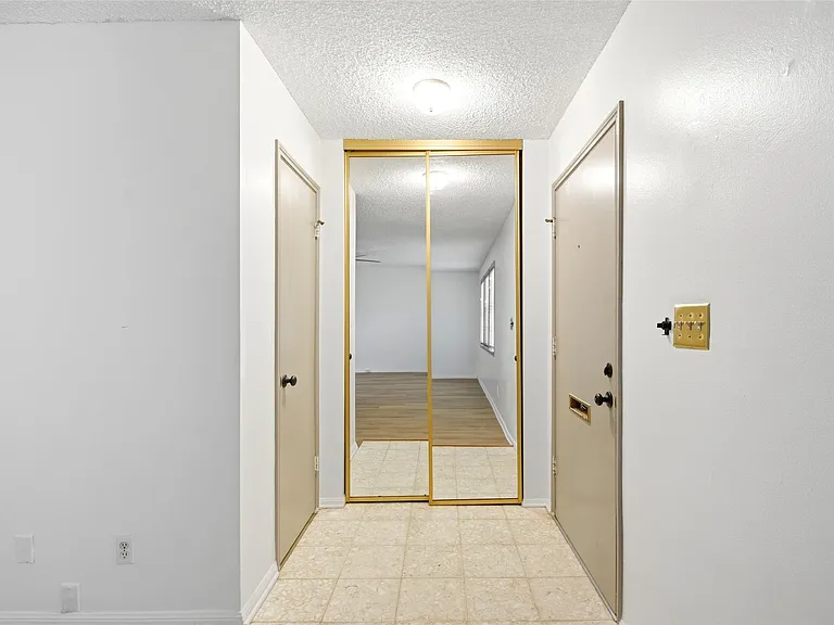 2275 Triway Ln #275 — Photo 7