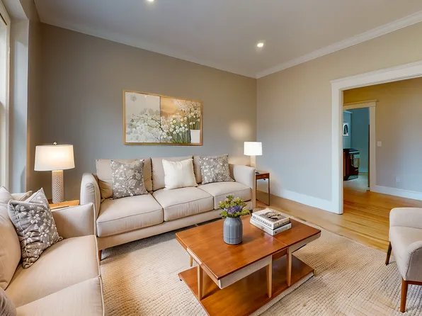 2 Claflin Rd, Brookline, MA