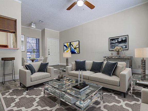 4th image of 2804 Rio Grande St APT 208