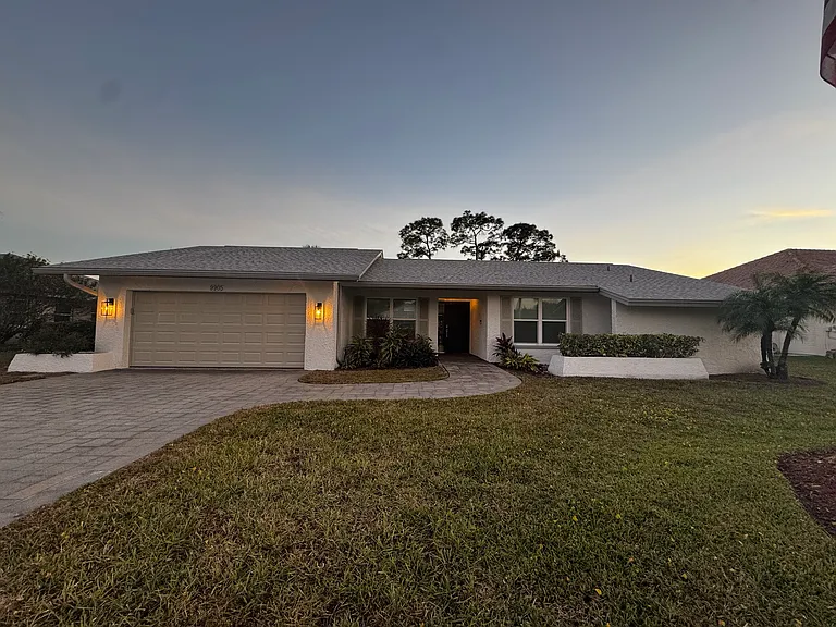 9905 Treasure Cay Ln — Photo 36