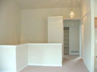 2902 E Silverchase Rd #11, Anchorage, AK --