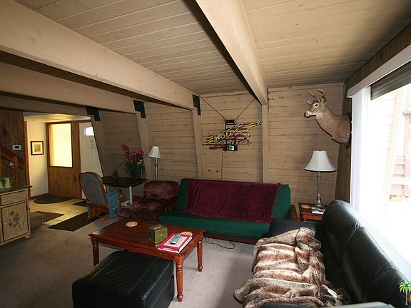 3rd image of 40239 Esterly Ln