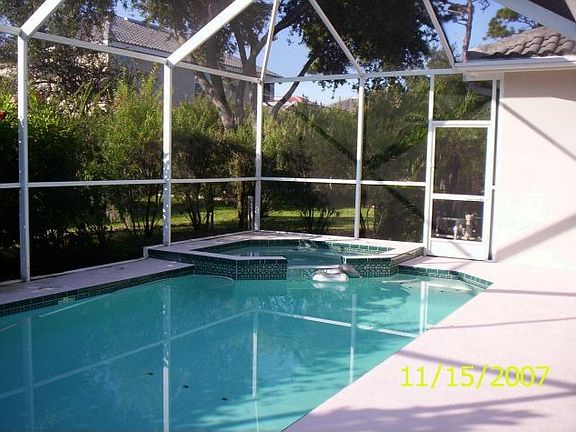 Pool with Spa