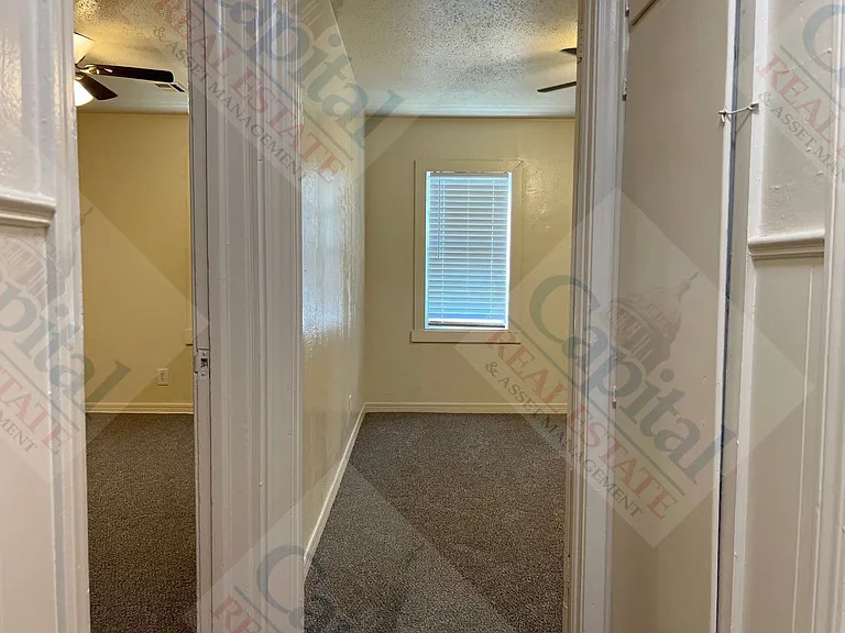 806 Bell Dr — Photo 17