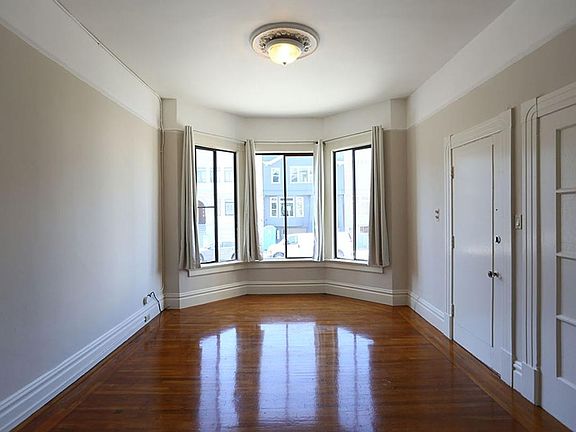 2nd image of 614 10th Ave APT 1