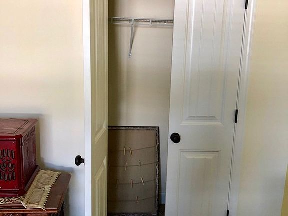 5th image of 2180 Bear Creek Cir