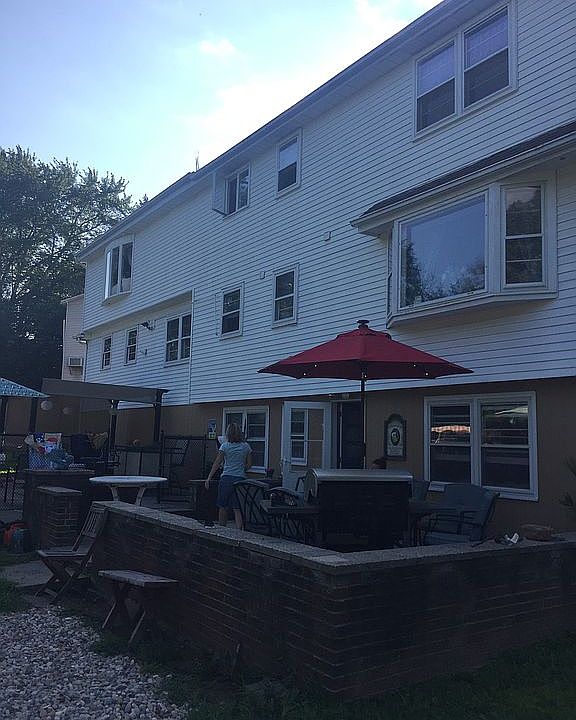 2nd image of 106 Meander Ln