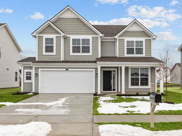 10121 Redwood Peak Ln, Indianapolis, IN 46259