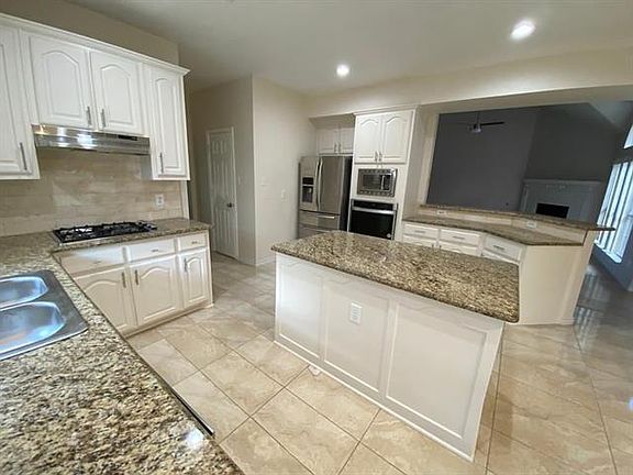 4th image of 1509 Grapevine Creek Dr