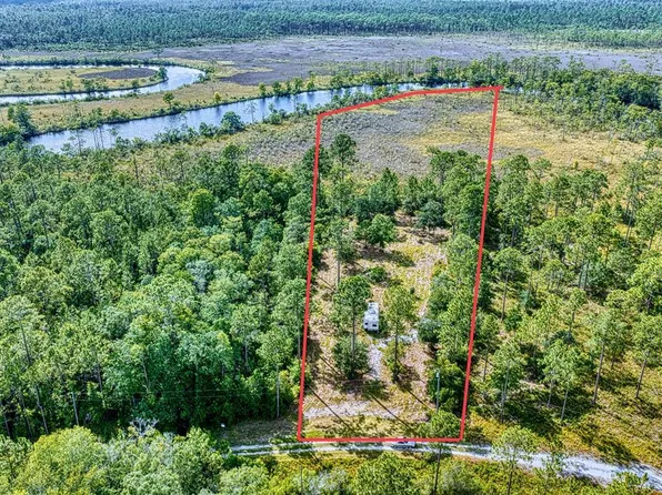 2039 River Bend Plantation Rd #13, Carrabelle, FL 32322