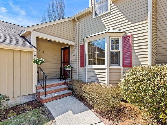 2nd image of 120 Village Post Rd #120