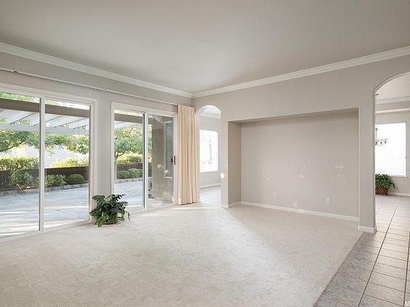 2nd image of 2703 Stampede Ct
