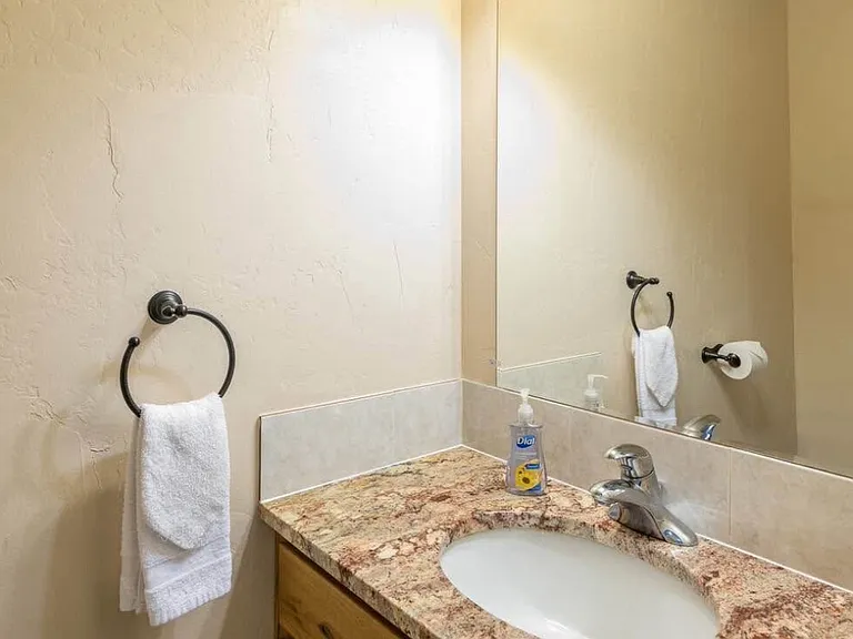 236 S Aileen Way #A — Photo 3