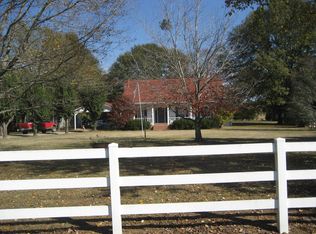 1130 Seaton Loop, Adamsville, TN 38310