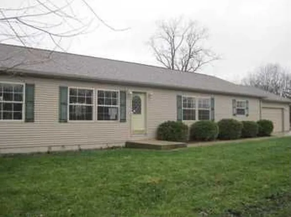 1375 Lake Rd, New Carlisle, OH 45344