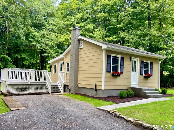 57 Barry Road, Coventry, CT 06238