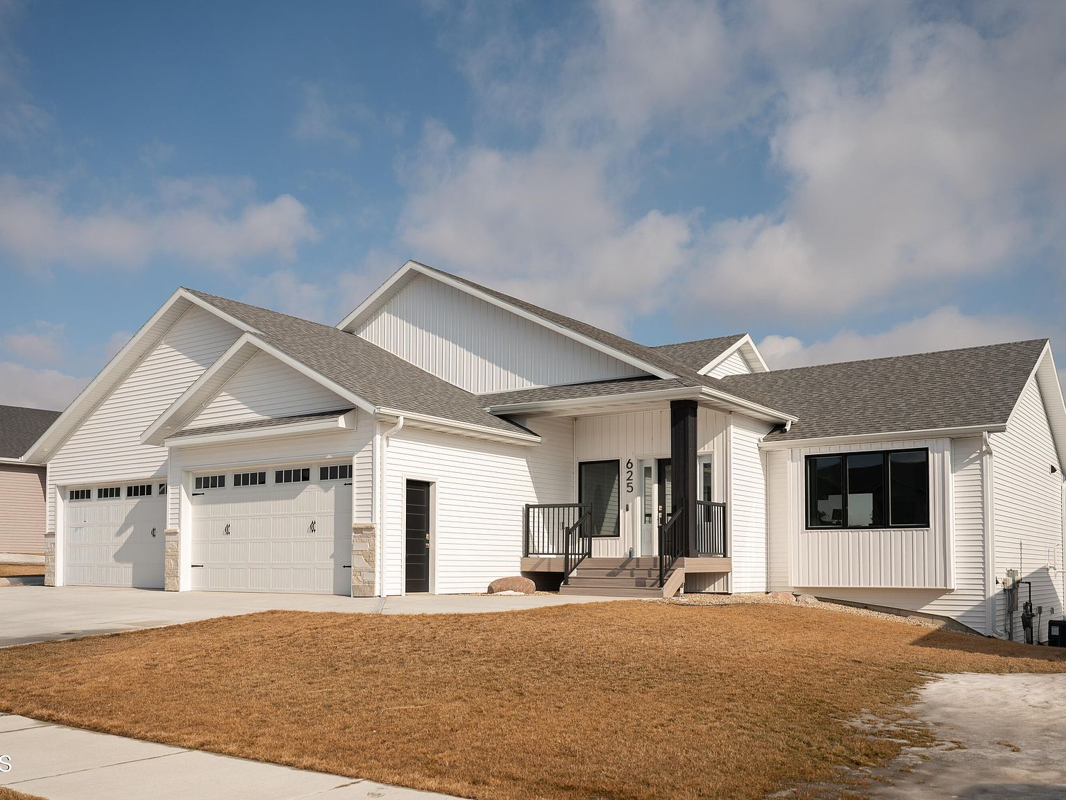 625 Flint Dr Bismarck Nd 58503 Zillow 625 Flint Dr Bismarck Nd 58503 Zillow