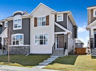 68 N Wolf Gate, Okotoks, AB T1S5T9