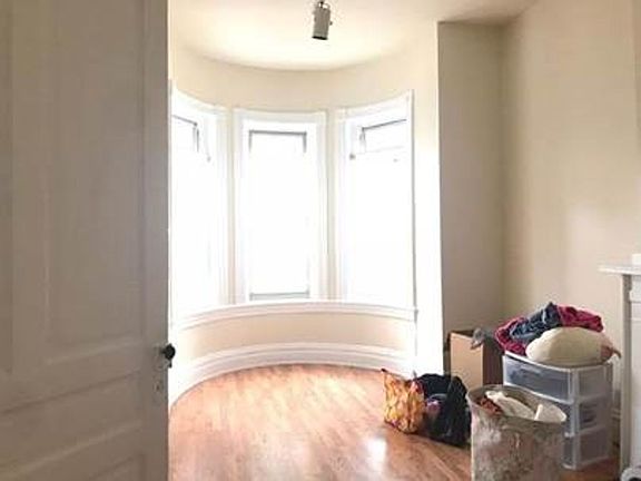 5th image of 1526 Floyd Ave #A