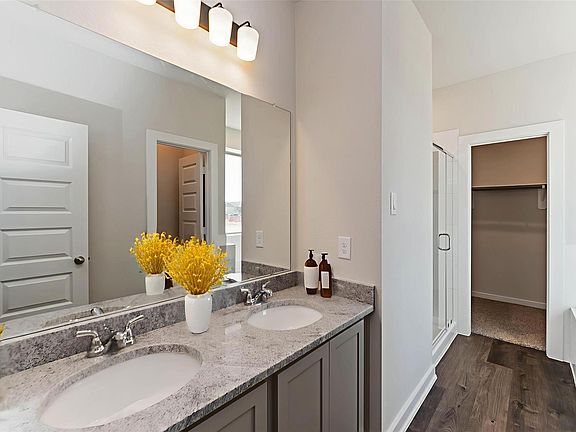 6th image of this home