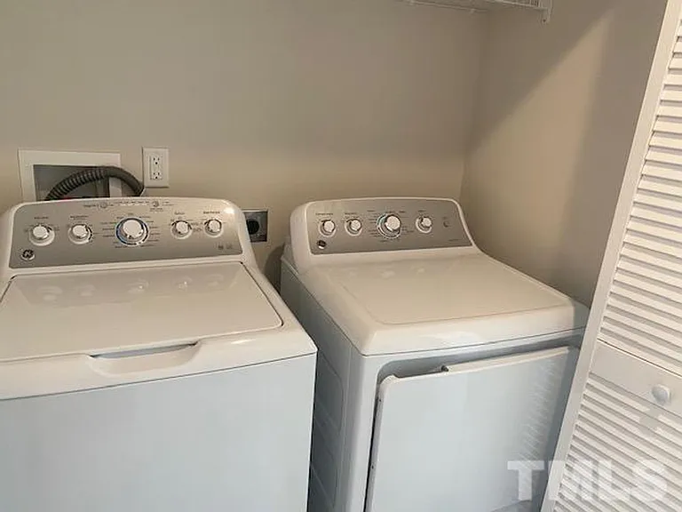 511 Autumn Cure Ct — Photo 10