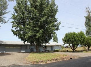 6881 Domino Drive, Central Point, OR 97503