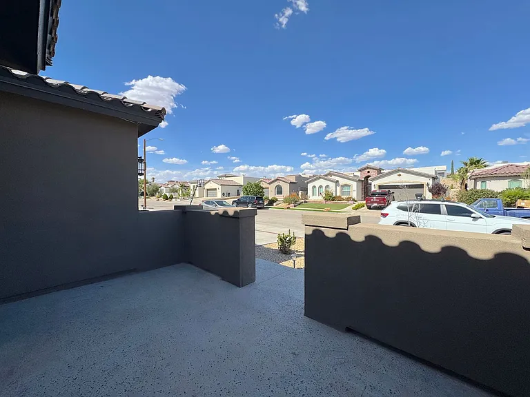 809 Angram Pl — Photo 2