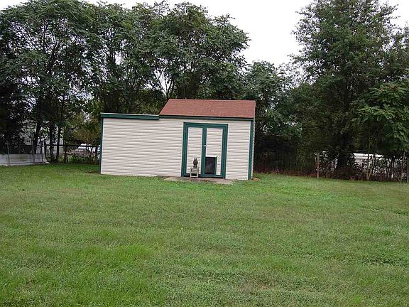 5th image of 765 Ridge View Ln