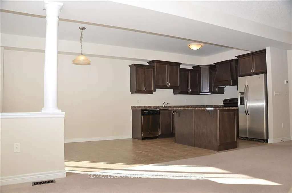 3 bed, $3,200 — Photo 3