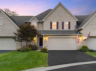 7412 Avendale Dr, Powell, OH 43065