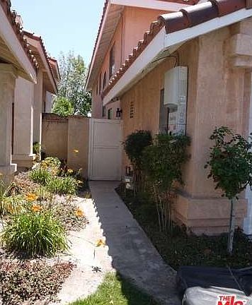 5th image of 15648 Lucille Ct