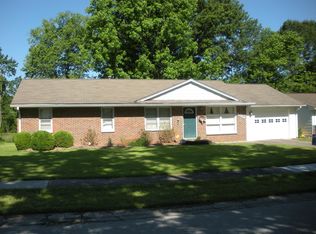 1016 S Emerald Ln, Carbondale, IL 62901
