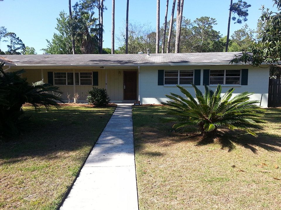 1st image of 4730 NW 32nd Ave