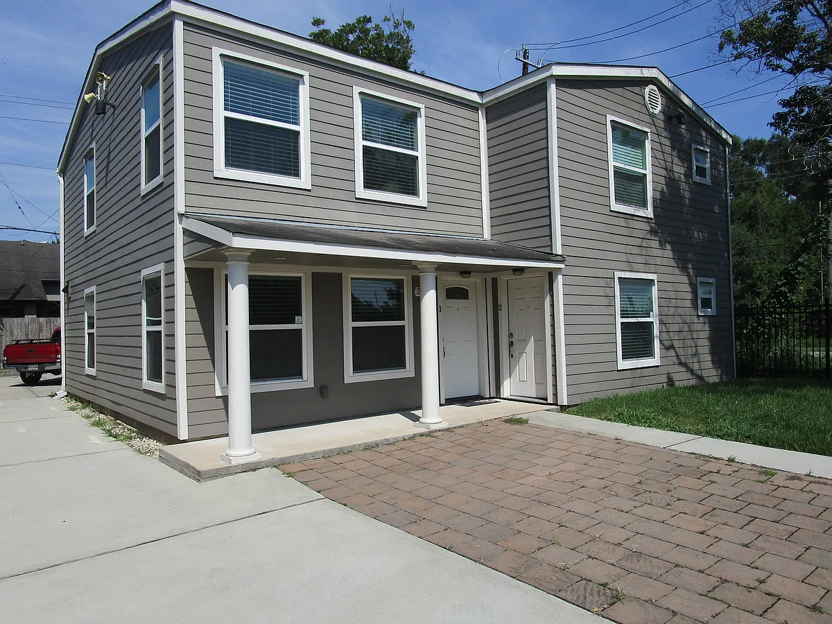 Two rear parking slots. - 3121 Rosedale St #2