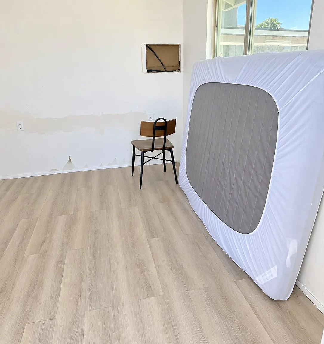 5 bed, 1768 sqft, $100 — Photo 1