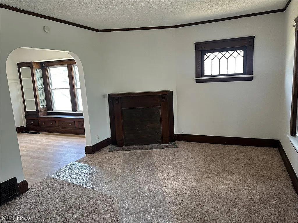 4 bed, 1460 sqft, $1,299 — Photo 2