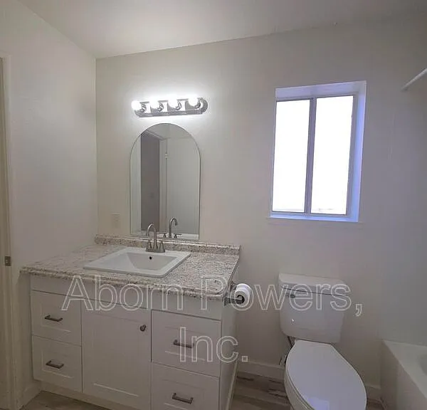 1140 Melton Dr #2 — Photo 5